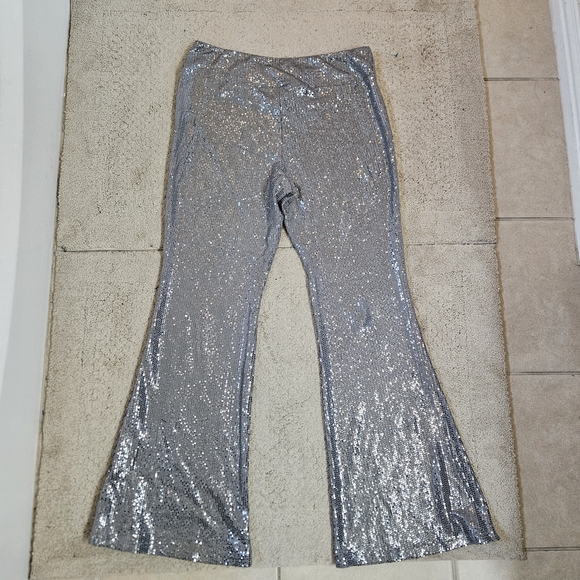 No Boundaries Silver Sequin Flare Pants – Size XL (15–17) - Picture 6 of 6